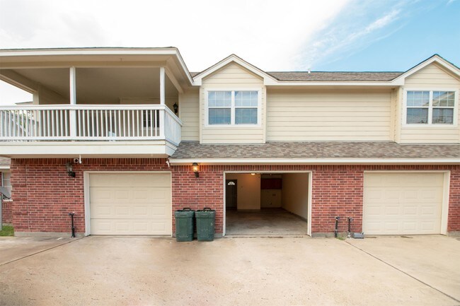 Photo - 1237 Lovett St