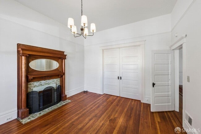 Photo - 2205 Bryant St