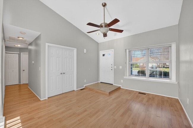 Photo - 14 Braxton Dr