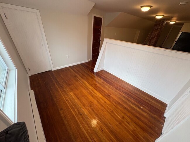 Photo - 96 Chestnut St Unit 4