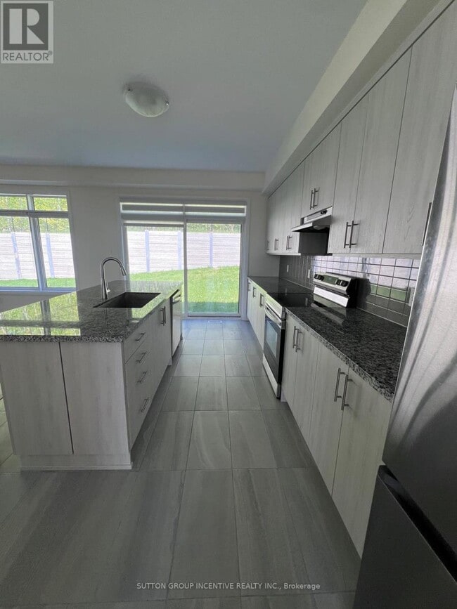 Photo - 47 Bearberry Rd