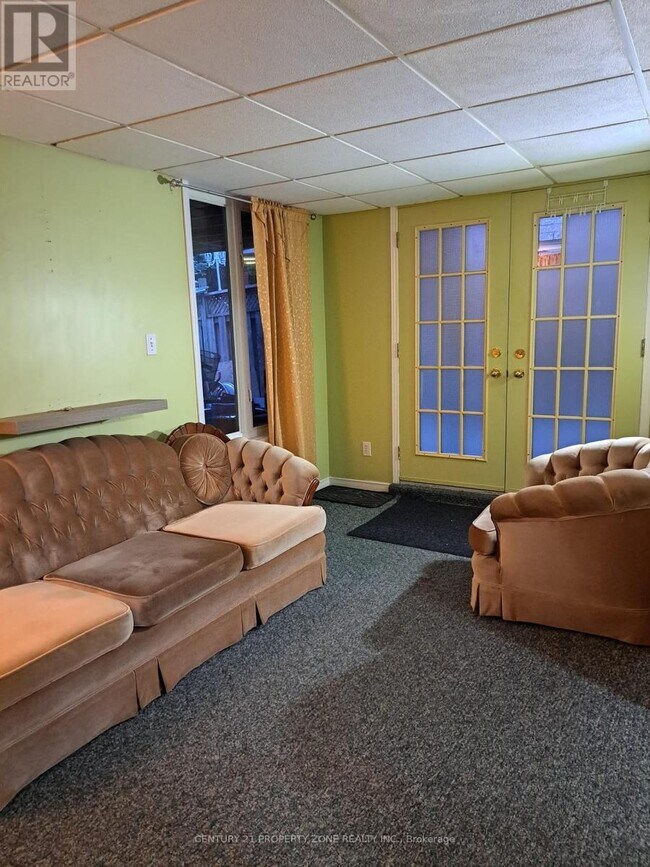 Photo - 22 Townley Crescent