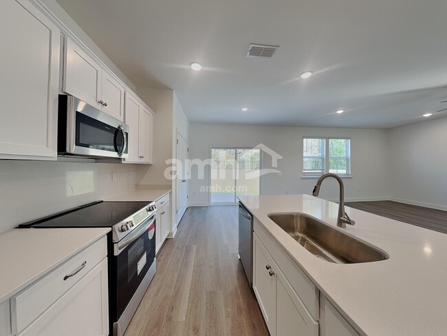 Photo - 1203 Livengood Wy