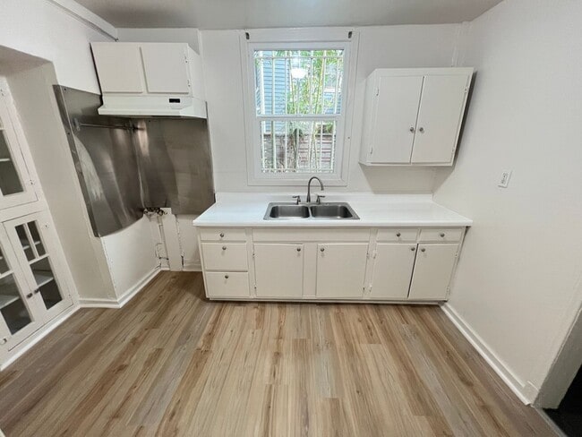 Photo - 932Edge Unit 932 1/4