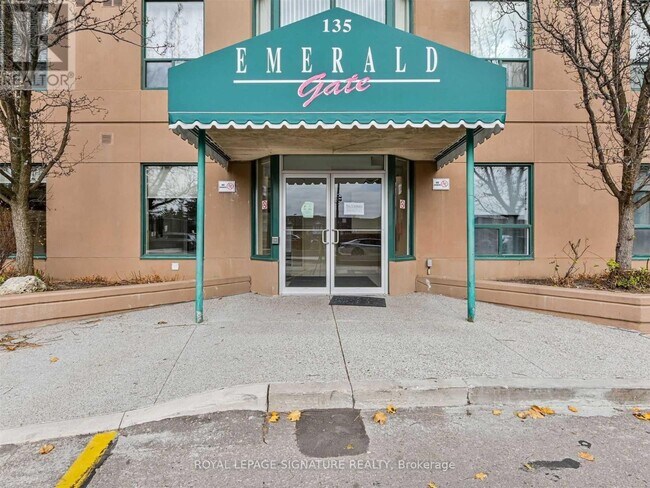 Photo - 135 Hillcrest Ave Unité 1107