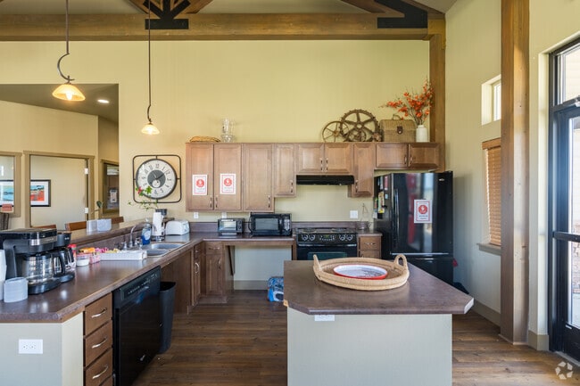Clubhouse Kitchen