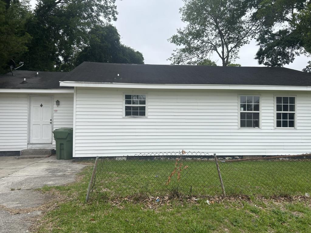 Photo - 701 Pawley St