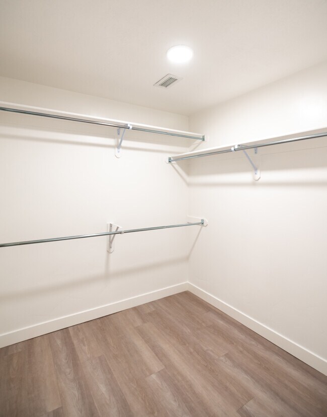 Walk-in Closet