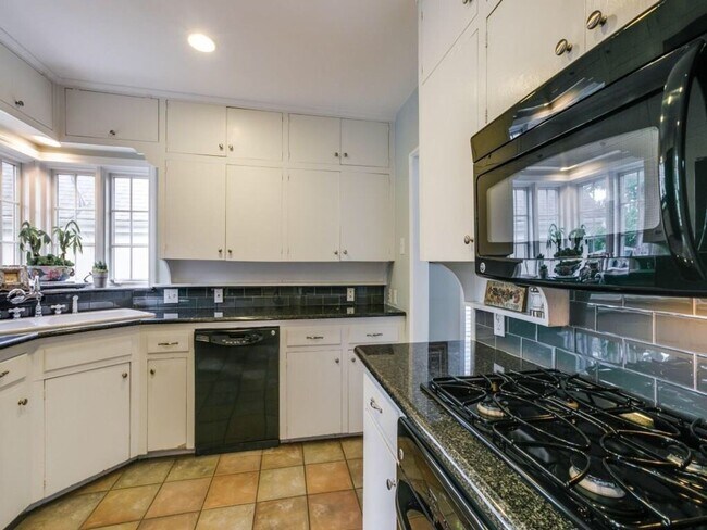 Photo - Kessler Park home for lease