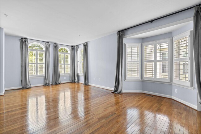 Photo - 10512 Old Ellicott Cir