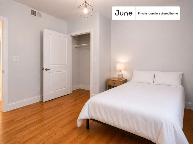 Building Photo - Room in Shared 5 bed/2 bath home in Allston Unit C