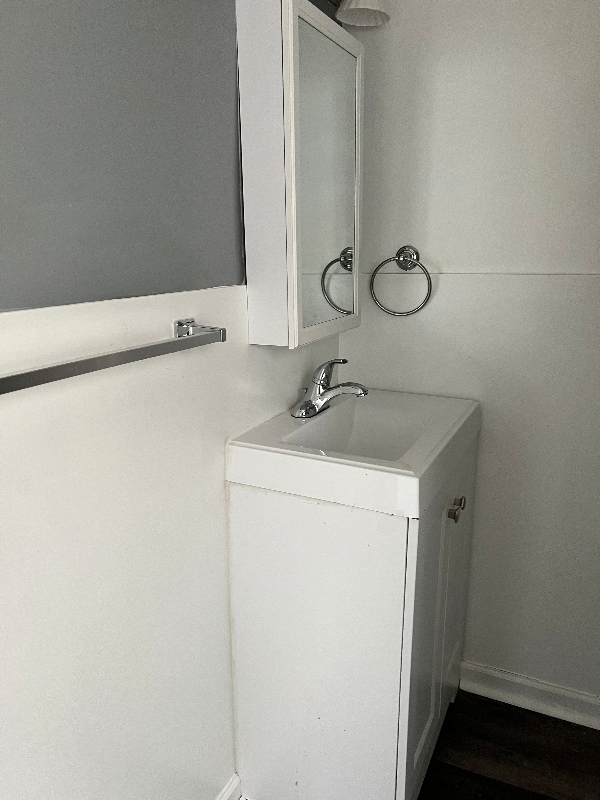 Photo - 104 Charles Ave