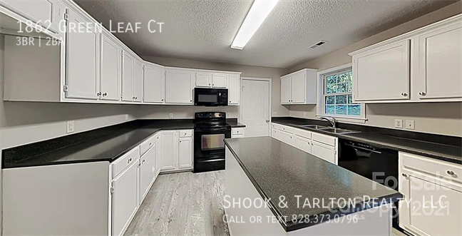 Photo - 1862 Green Leaf Ct