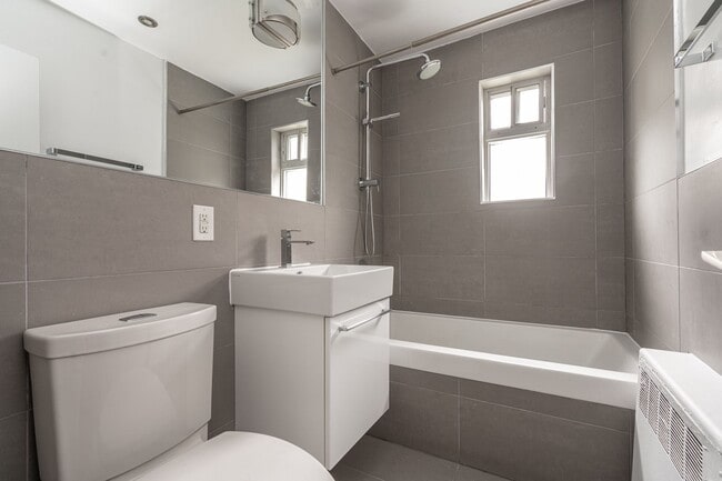 Photo - 95 Jameson Ave