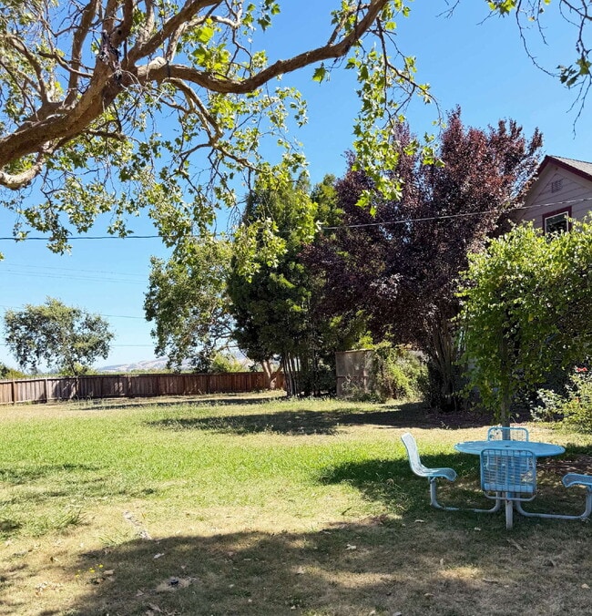 Photo - Spacious Two-Story Ranch Home Near Sonoma