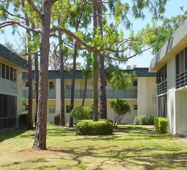 Photo - Shadowbrook of Vero Apartments