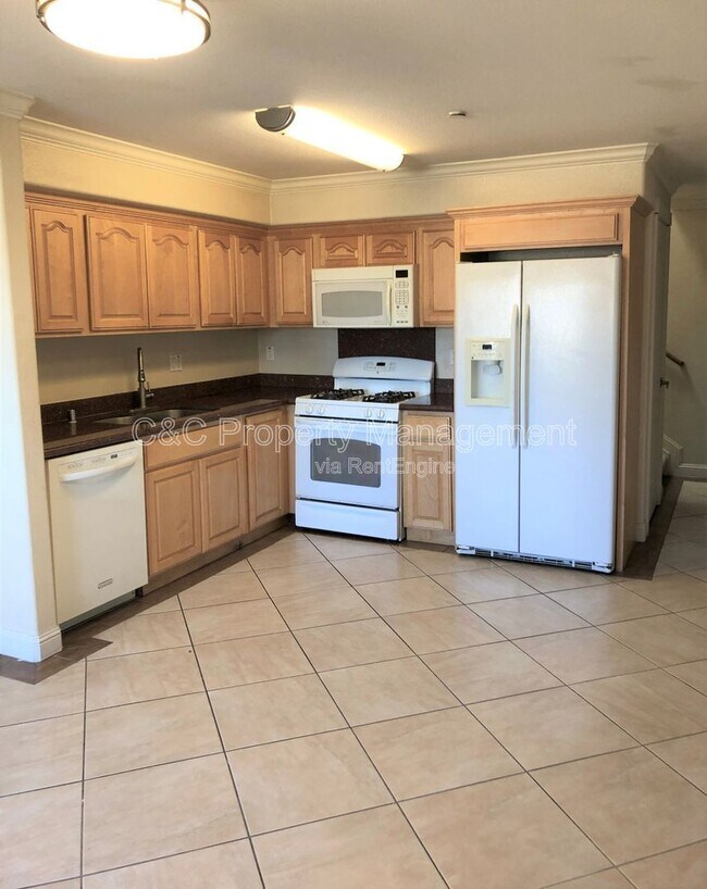 Photo - 1421 N First St Unidad 203