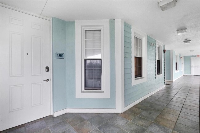 Photo - 5117 Melbourne St Unit B4302