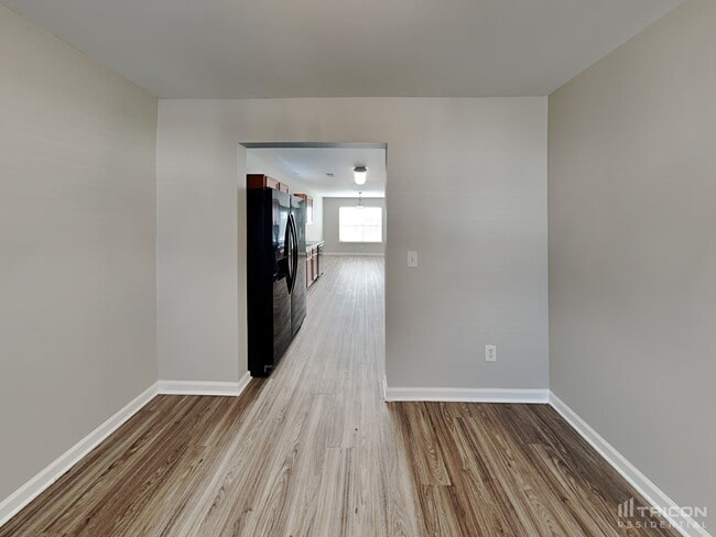 Photo - 124 Iron Horse Rd