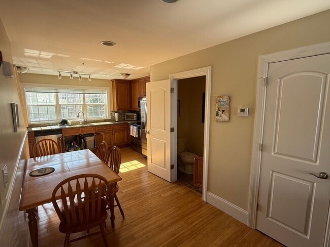 Photo - 2 bedroom condo near Weirs Beach