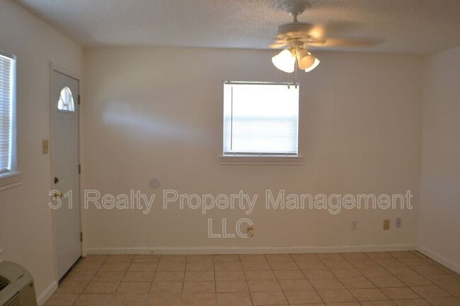 Photo - 704 Frisco Rd