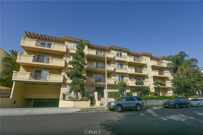 Building Photo - 11911 Mayfield Ave Unit A Rental