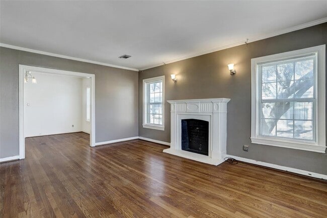 Photo - 2636 Greenbriar Dr Unit 1