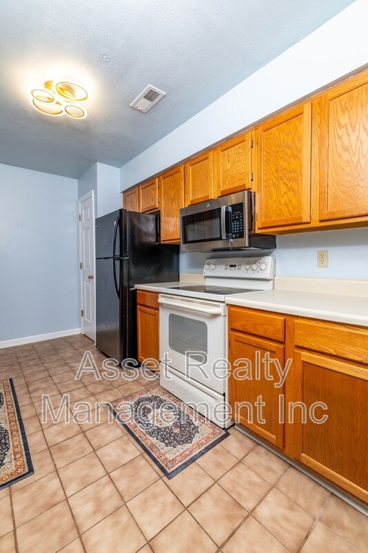 Photo - 136 Durwood Rd Unidad C