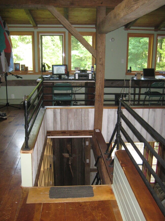 Photo - 395 Nut Plains Rd Unit vintage barn