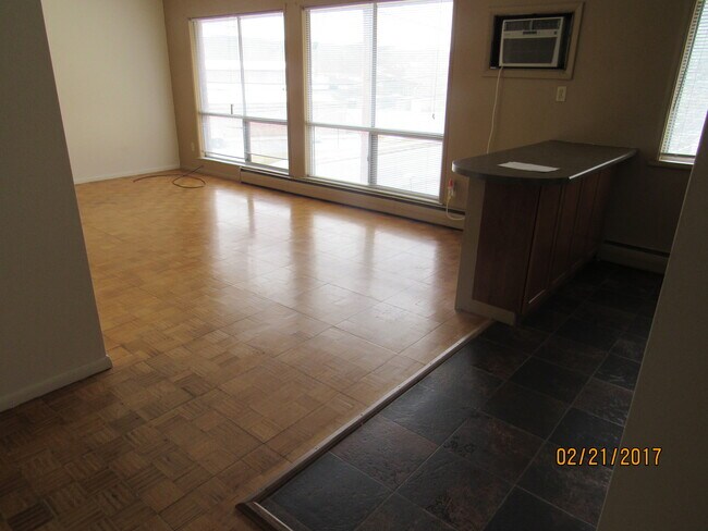 Photo - Fall Haven Apartments