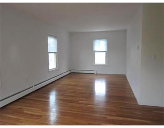 Photo - 285 Hawthorn St Unidad 2