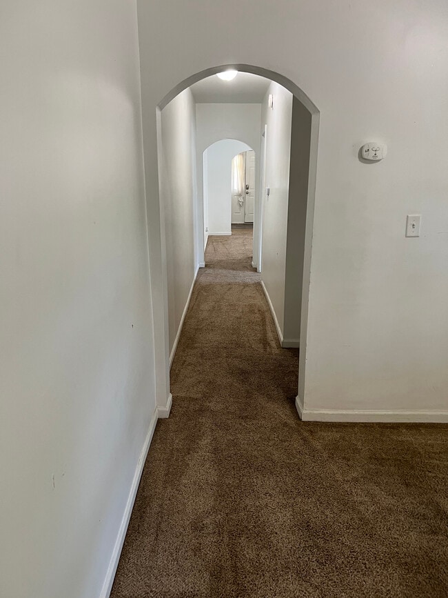 Main hallway - 326 Lafayette Ave Apartments