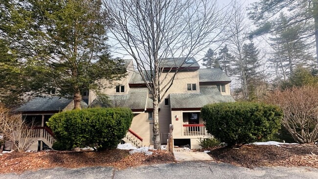 Building Photo - Seasonal 6 Month Lease Available!  $1,700/ mo Charming Two-Bedroom Condo in Waterville, NH!