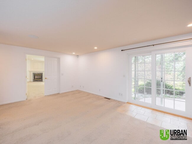 Photo - Spacious Glenrose Retreat | 3 Bed + Shop + Private Wooded Setting