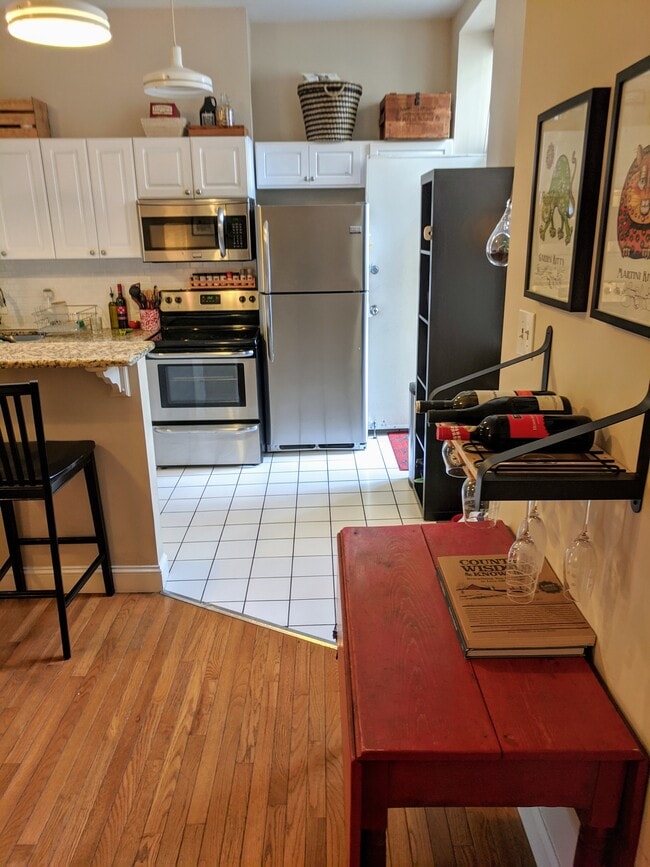 Photo - 305 S 11th St Unit 2F