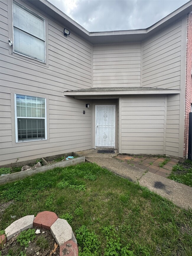 Photo - 12700 Leader St Unidad B