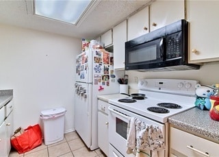 Photo - 2401 Leon St Unidad 106