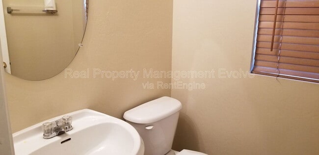 Photo - 7006 S 40th Ave