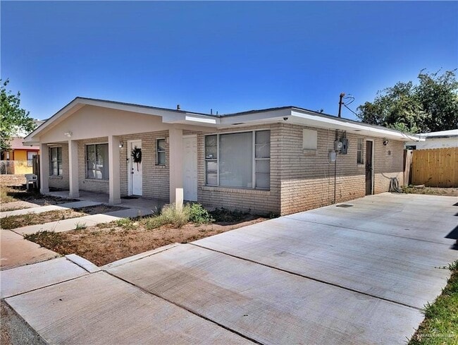 Photo - 819 S 16th St