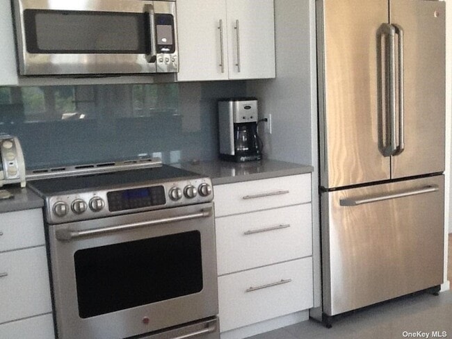 Photo - 42 Evergreen