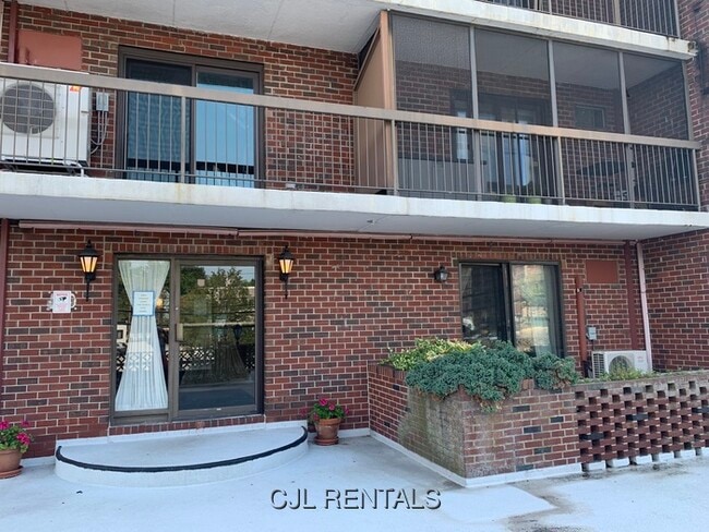 Photo - 47 Mystic St Condo Unit 3F