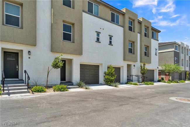 Photo - 12311 Harvest Sky Way Townhome