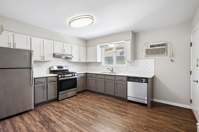 The Clarendon Apartment Homes