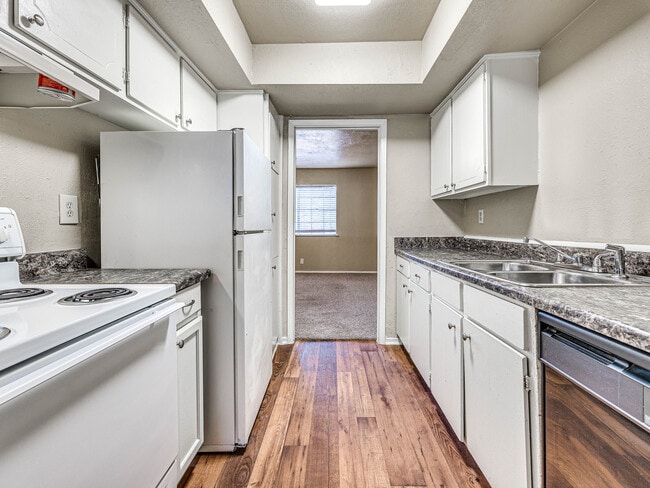 Photo - The Woodlands