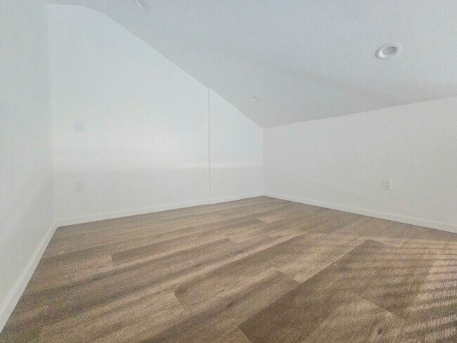 Photo - Algonquin Lane Unit 3274