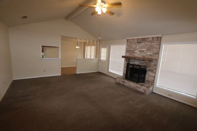 Photo - 6842 Ten Curves Rd