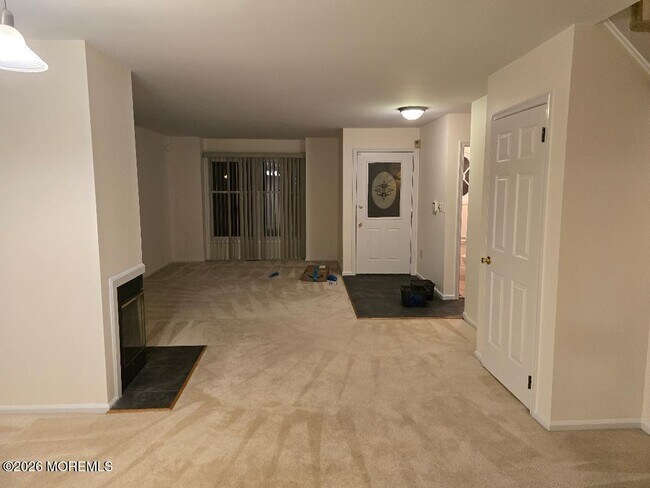Photo - 157 Northampton Dr