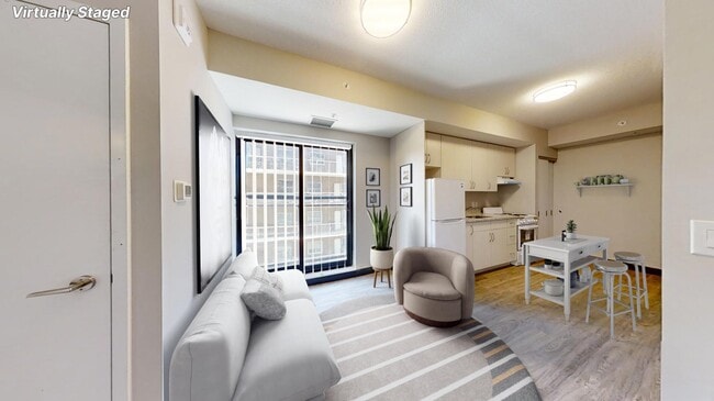 Building Photo - Carrying Place Vista