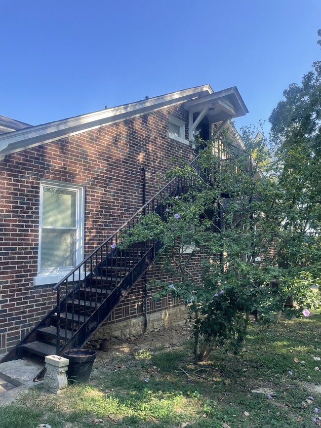 Photo - 1115 Nashville Hwy House