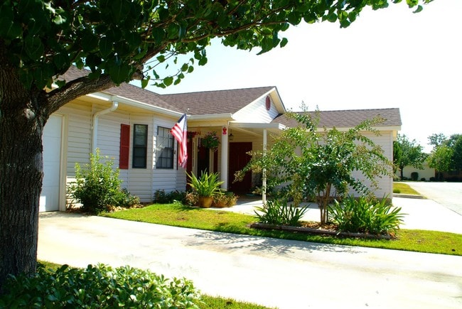 Summer Lane Apartments